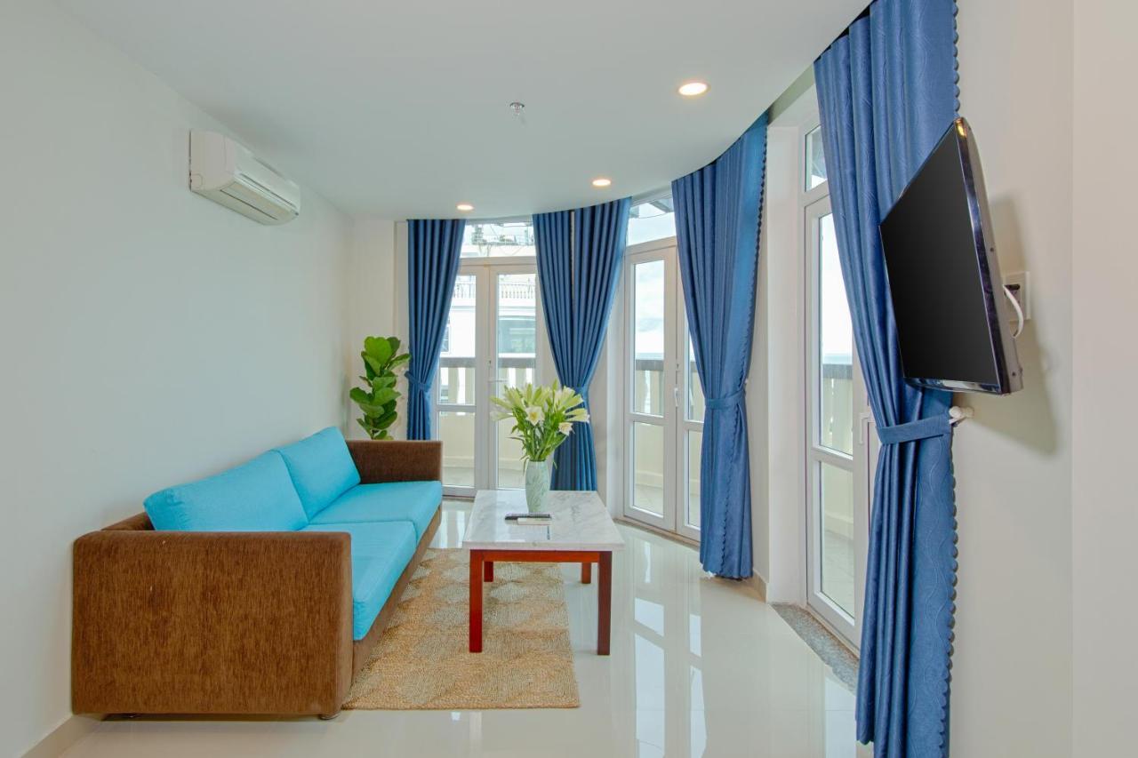 Отель Beach House An Thuong Дананг Экстерьер фото